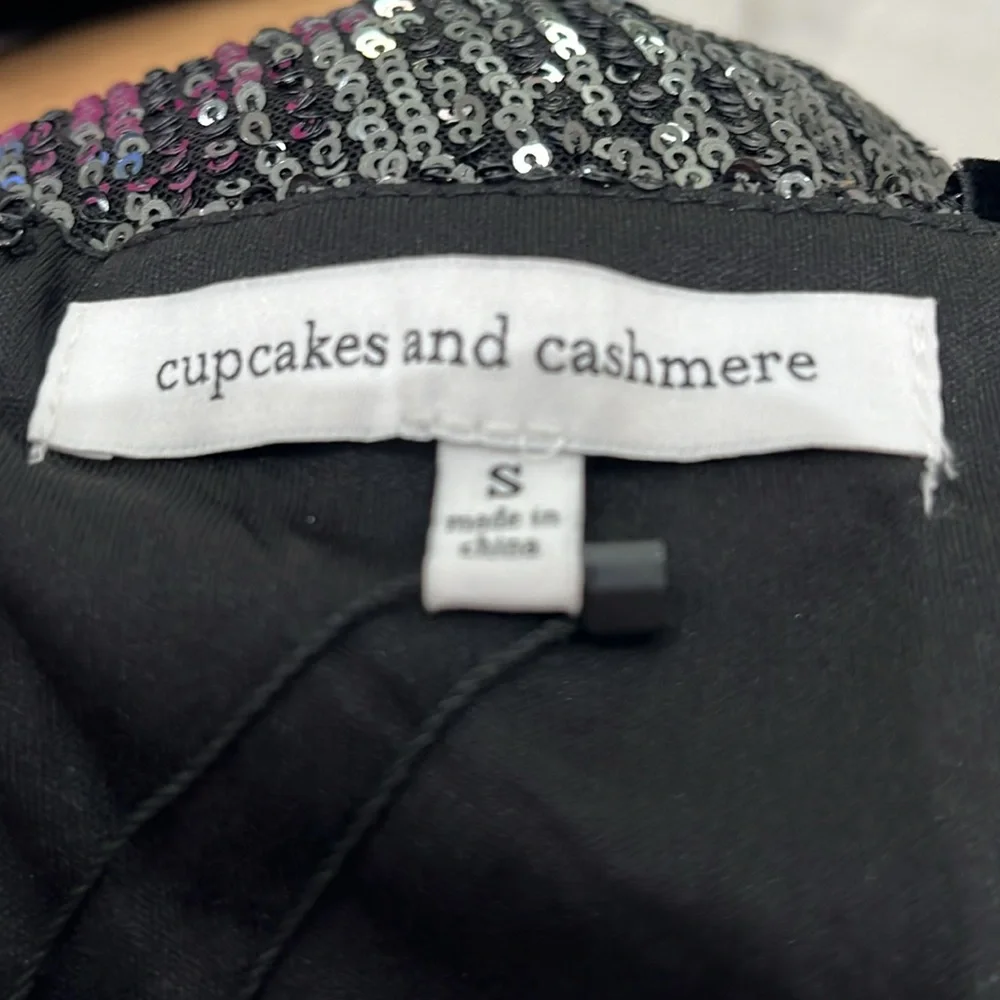 Cupcakes and cashmere Joelle dress in black size S. - Picture 6 of 6